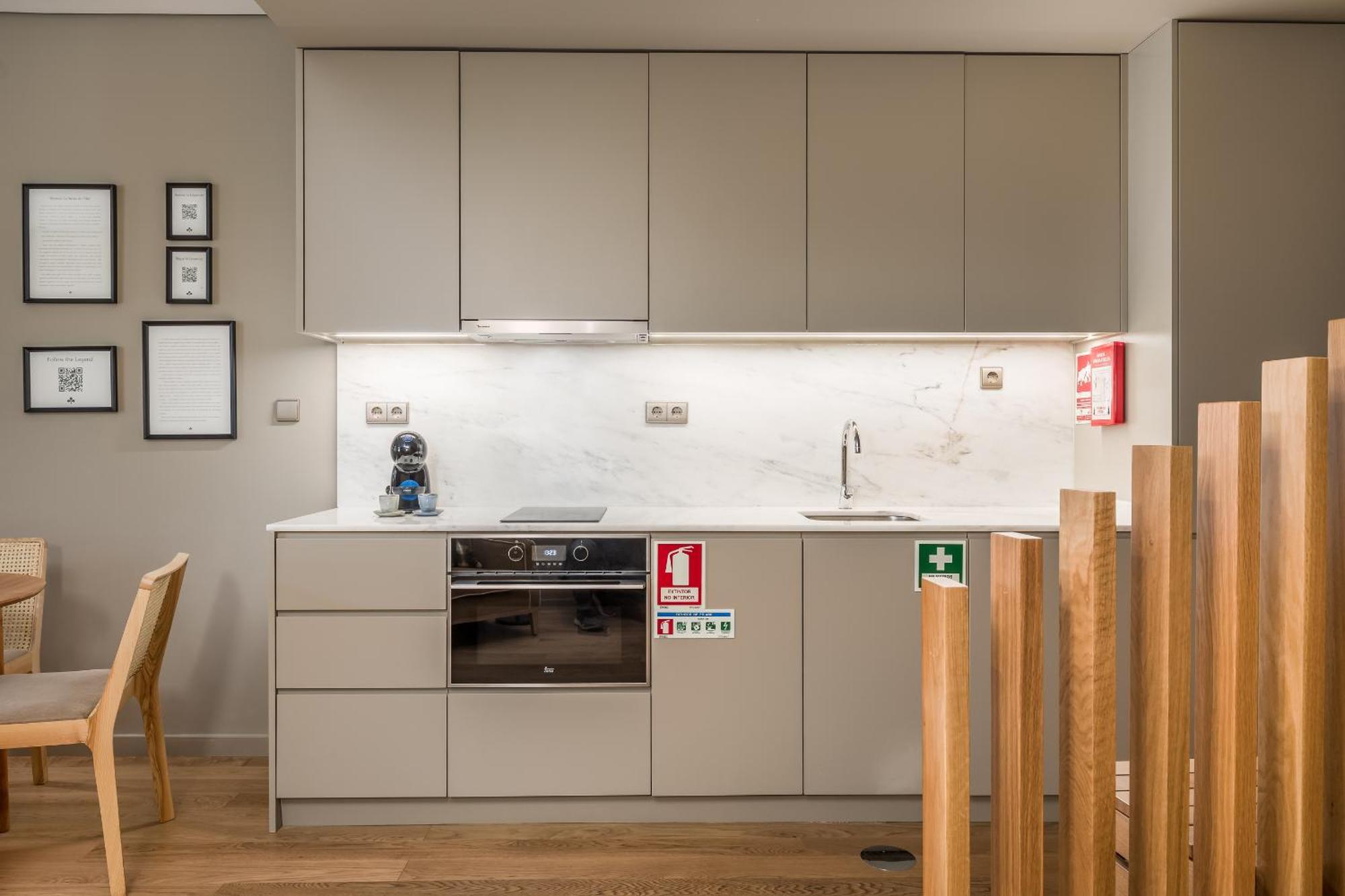 Legends House By Sweet Porto Aparthotel Room photo
